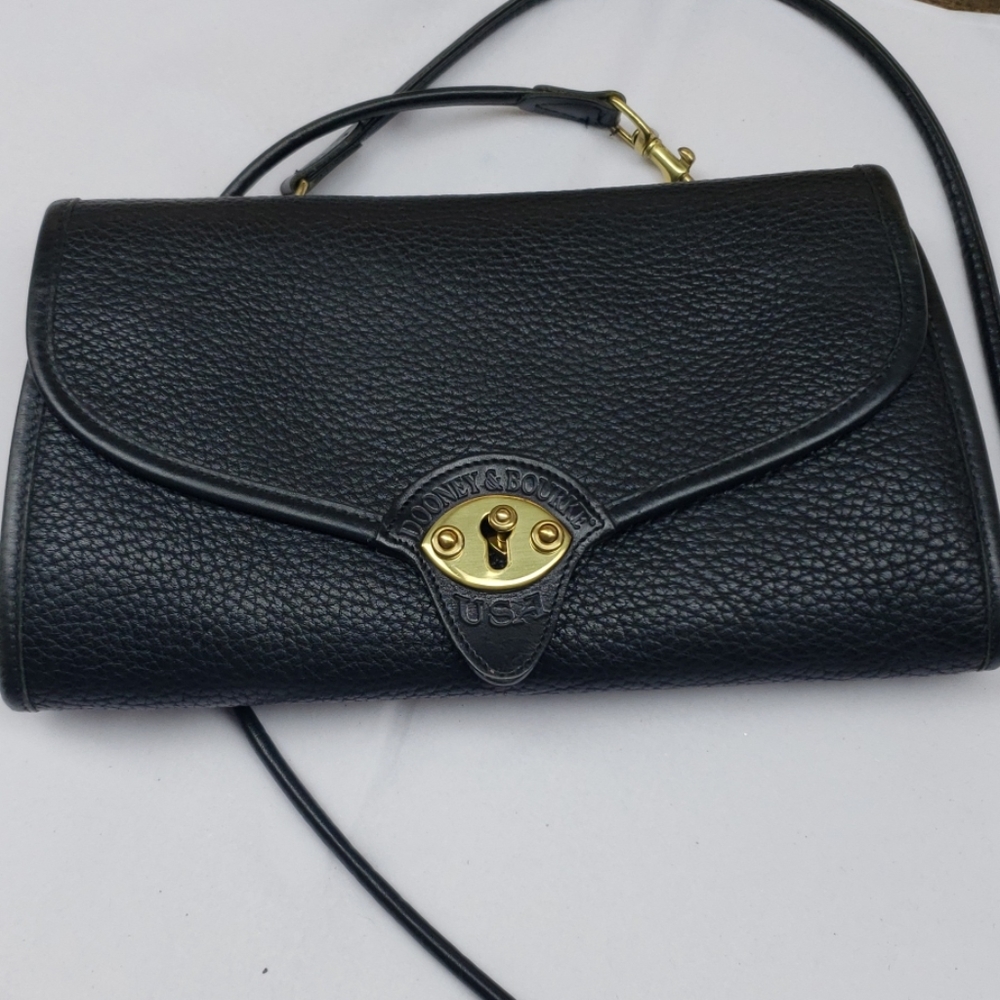 Dooney and bourke crossbody purse